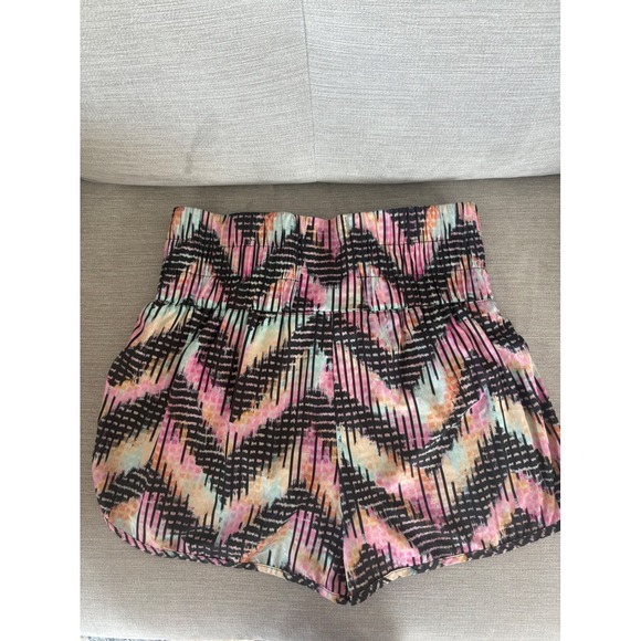 Womens Patterned Print Athletic Running Shorts Sporty Casual Activewear - Picture 1 of 5